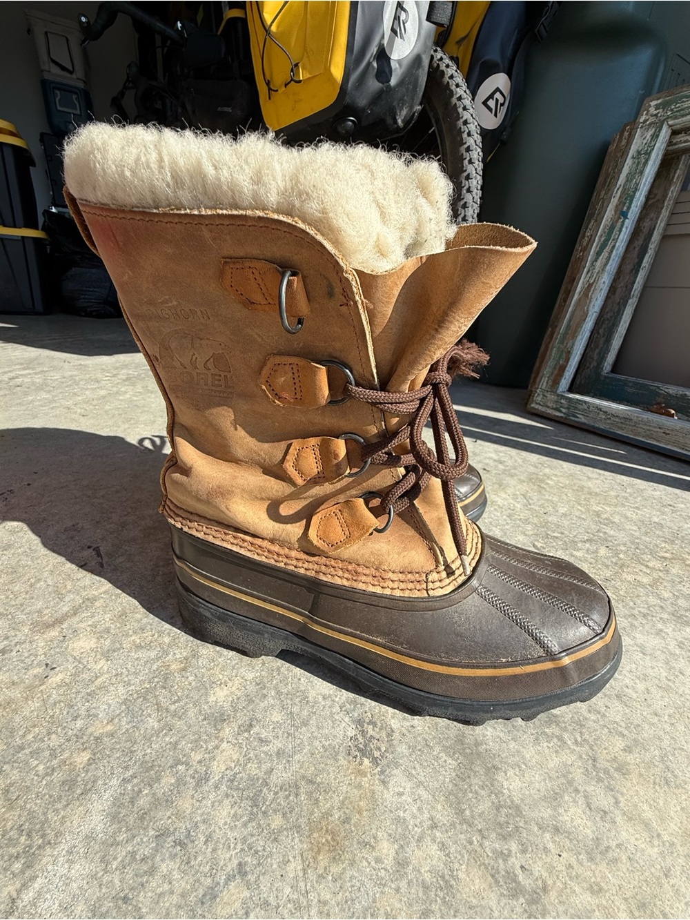 Sorel Brown Tan Shearling-Lined Lace-Up Winter Boot